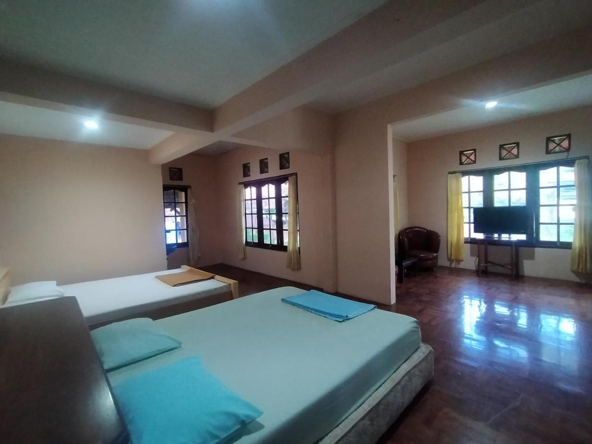 Villa Batu Tua Puncak Mitra Reddoorz Bogor Exterior foto